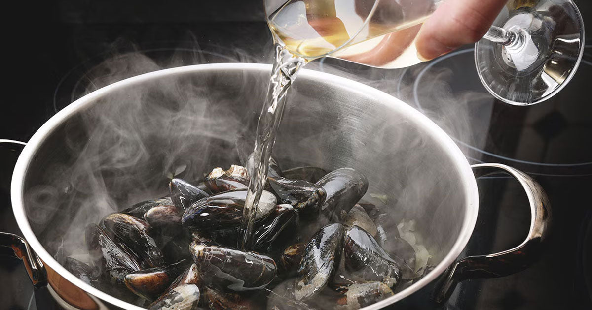 How To Choose Dry White Wine For Cooking and Drinking